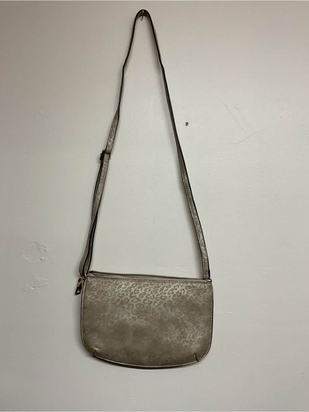 Neutral Leopard-Print Crossbody Bag with Adjustable Strap